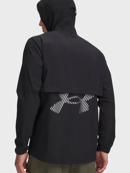 Вітровка Under Armour чорна