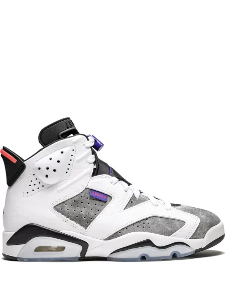 Sneakerși Jordan alb