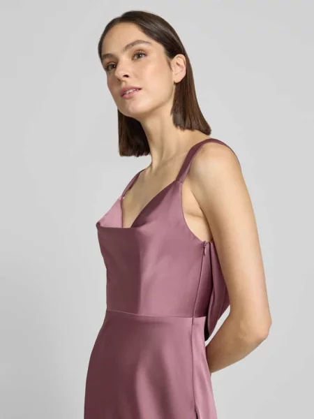 Sukienka wieczorowa o kroju slim fit z satyny Laona