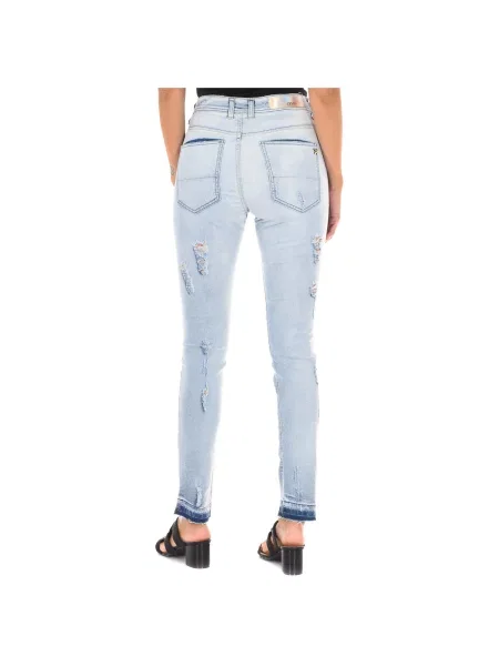 Blugi Met albastru