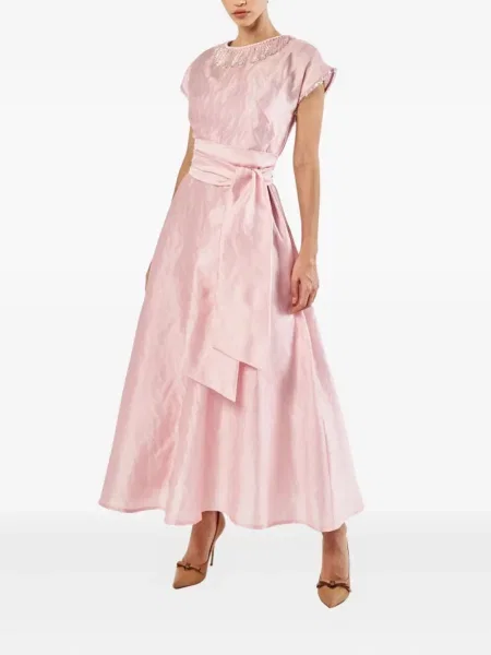 Rochie Baruni de costum roz