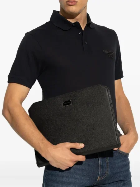 Iš natūralios odos rankinė Emporio Armani juoda