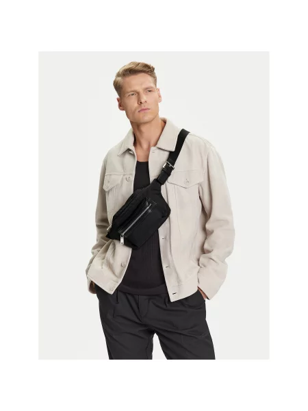 Calvin Klein Torbica za okoli pasu črna