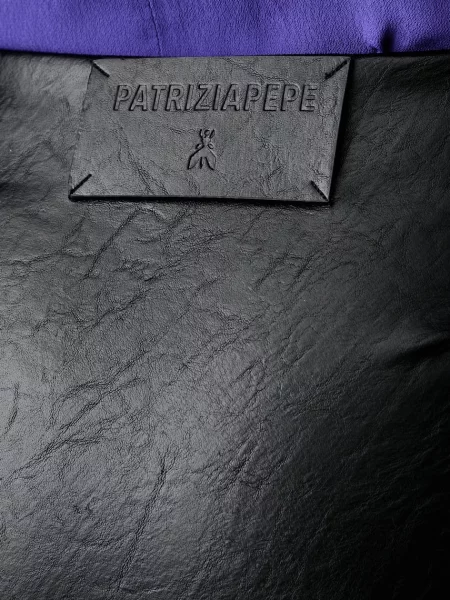 Patrizia Pepe пола от имитация на кожа черно
