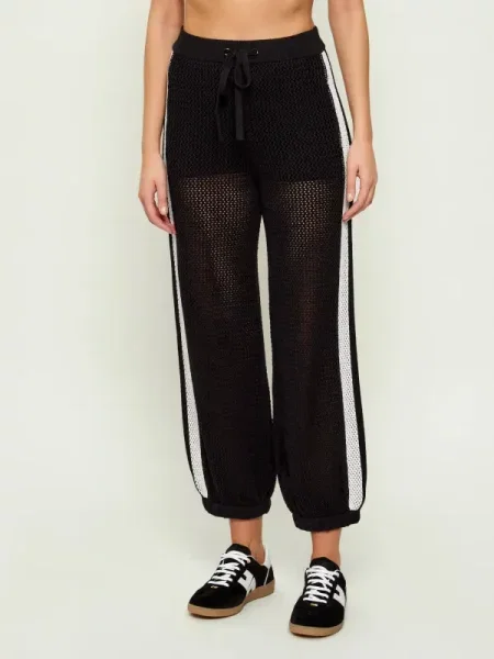 Pinko Pantaloni de trening NEBULOSA | Relaxed fit negru