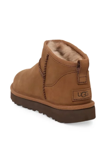 Nubuk klasszikus bakancs Ugg barna