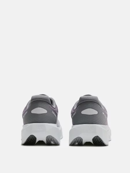 Кроссовки New Balance FuelCell серые