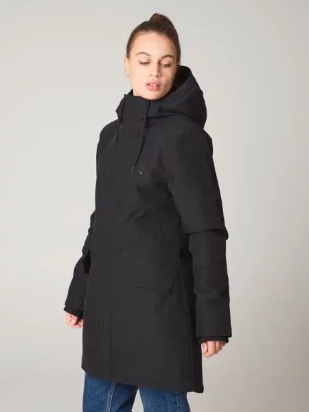 Яке Protest черно