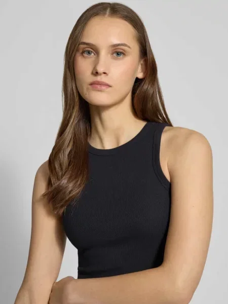 Top Review na ramiączkach czarny