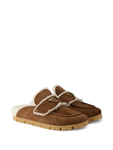 Papuci tip mules Prada din piele de căprioară maro
