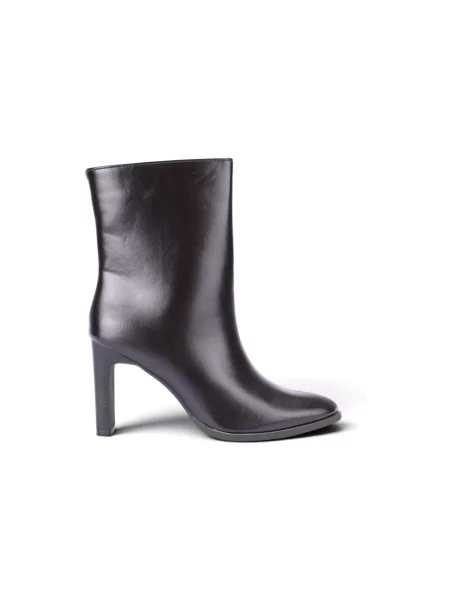 Pantofi La Modeuse maro