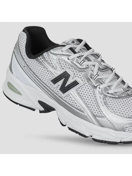 Sneakers New Balance White/ Silver Metallic/ Navy EUR biela