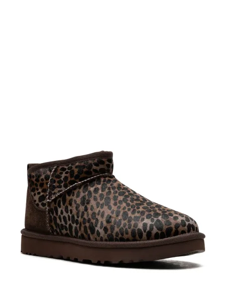 Botine Ugg clasici maro
