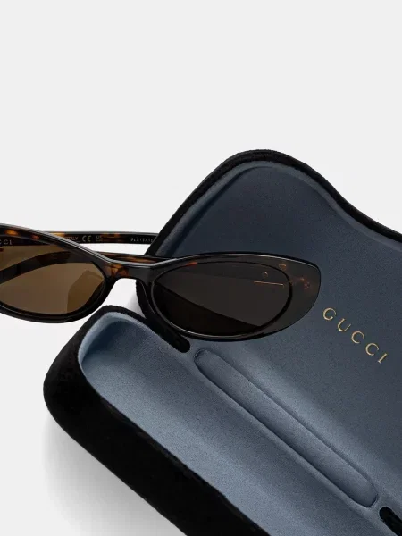 Сонцезахисні окуляри Gucci
