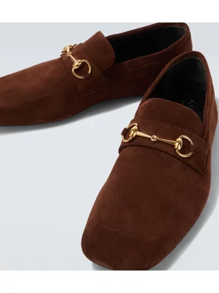 Pantofi loafer Gucci din piele de căprioară maro