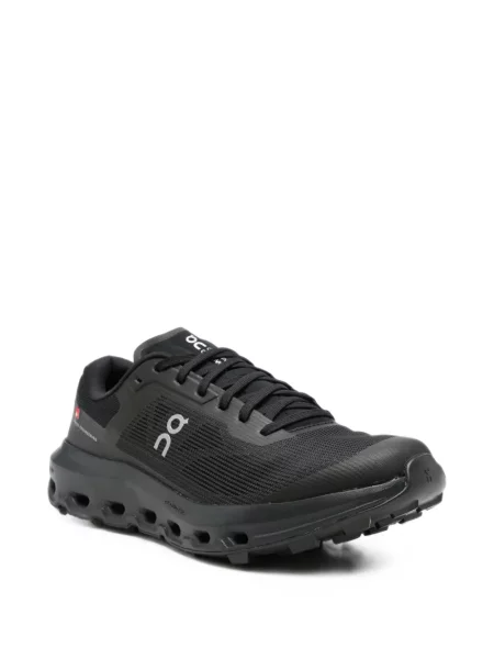 Sneakerși On negru