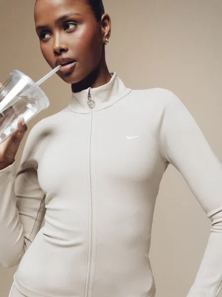 Nike Bluza Rozpinana Fitted Gls beżowa