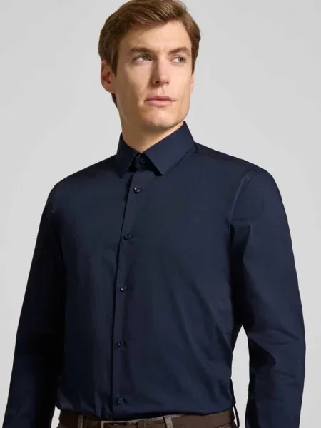 Koszula biznesowa o kroju slim fit z bardzo długim rękawem model ‘HANK’ Boss granatowa
