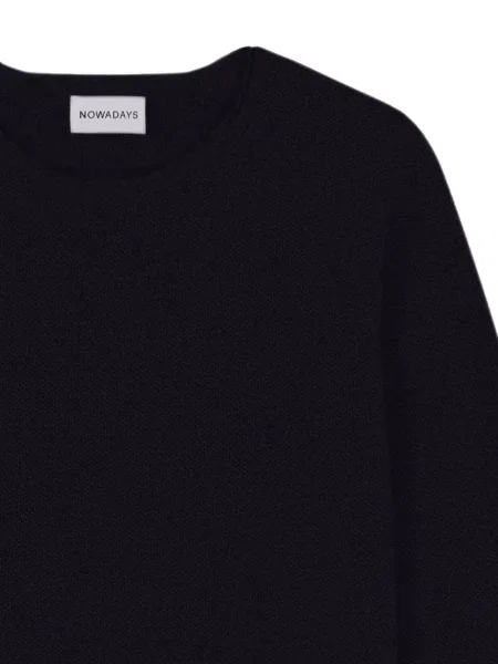 Pulover Nowadays cu decolteu rotund negru