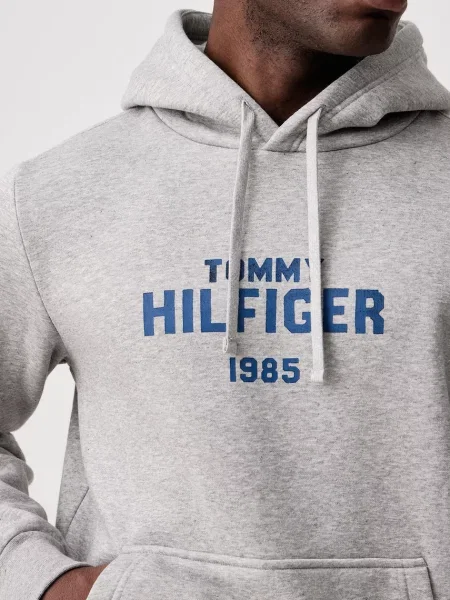 Суичър с качулка Tommy Hilfiger с качулка сиво