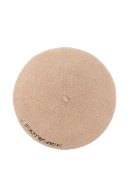 Căciulă Emporio Armani cu broderie de lână