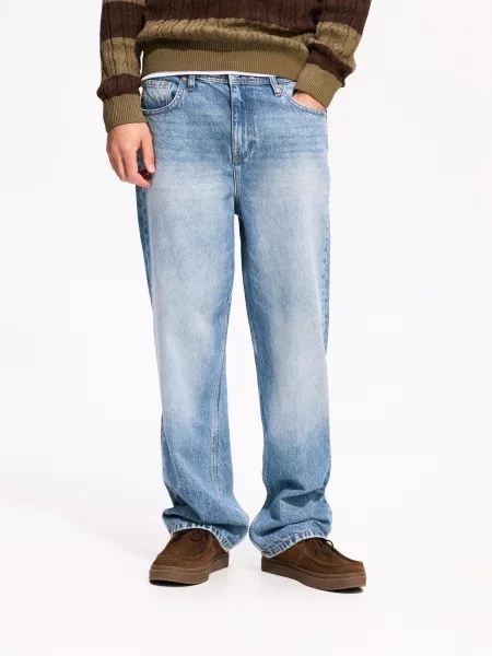 Зауженные джинсы Reserved
