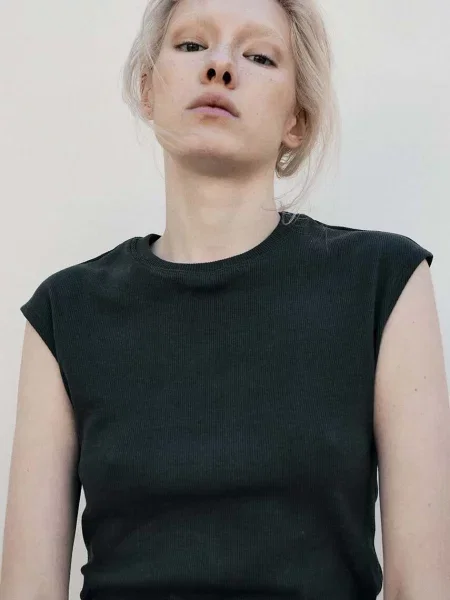 Топ MUUV. TETE TETE зелений