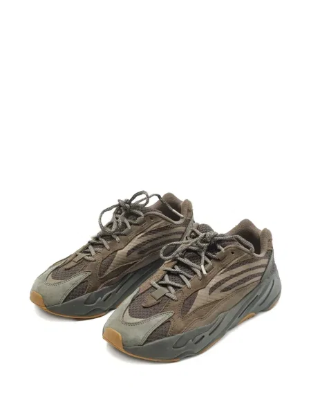 Sneakerși Adidas Yeezy din piele maro