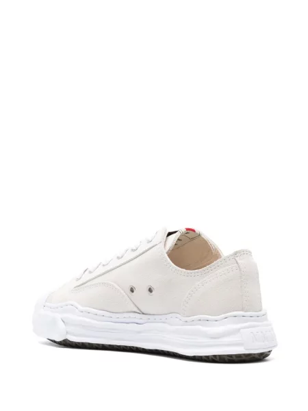 Sneakerși Maison Mihara Yasuhiro din piele de căprioară alb