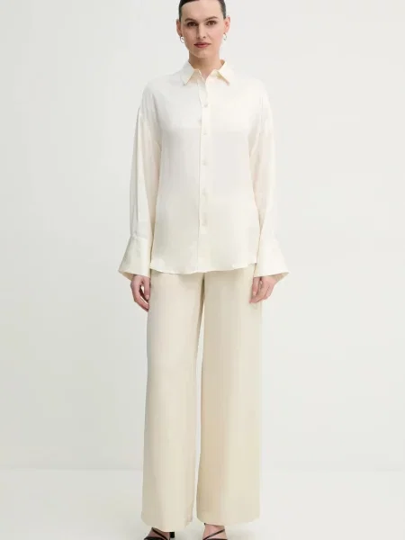 Koszula Clarose regular z kołnierzykiem klasycznym beżowy