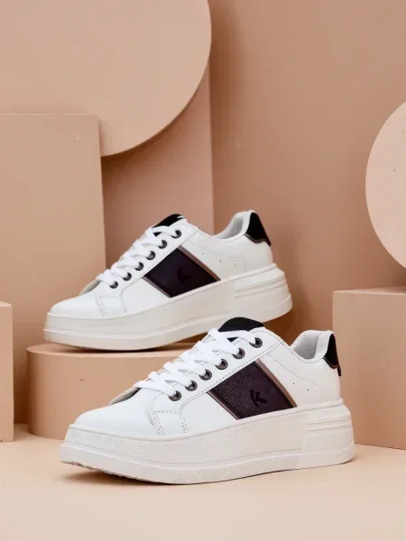 Sneakerși Resti cu platformă negru