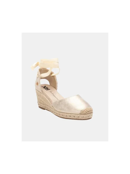 Pantofi Xti auriu