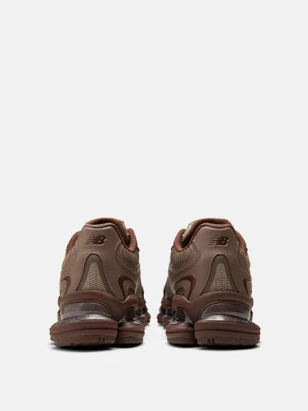 Кросівки New Balance коричневі
