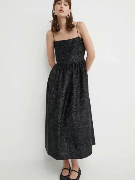 Stine Goya sukienka z domieszką wełny midi rozkloszowana czarny