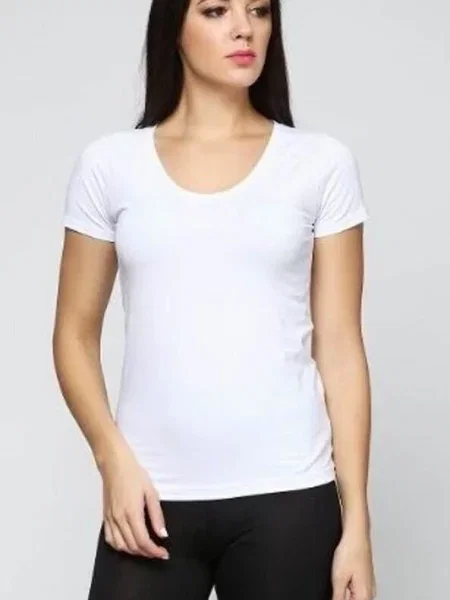 Футболка біла