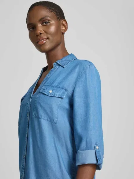 Bluzka koszulowa o luźnym kroju z lyocellu model ‘BREE’ Vero Moda niebieska