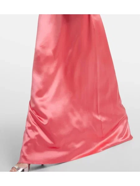 Rochie Monique Lhuillier din satin roșu