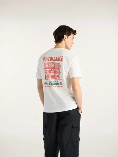 Футболка New Balance білий