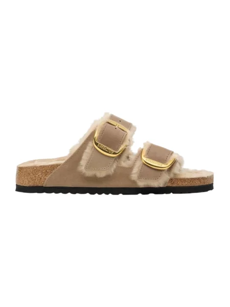 Klapki Birkenstock z owczej skóry brązowe