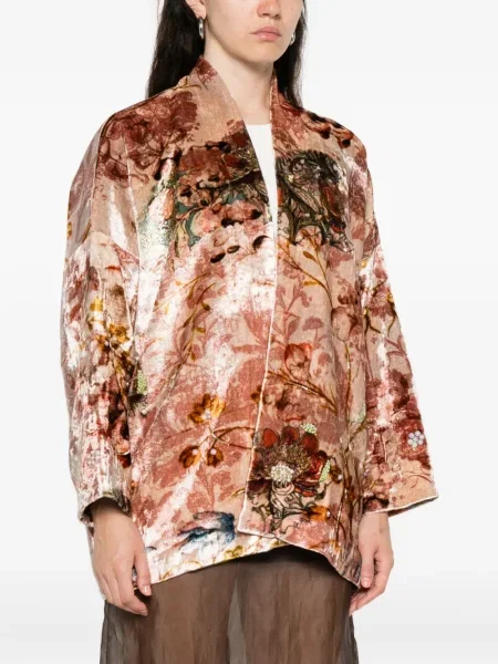Geacă Yavi cu model floral cu imagine roz