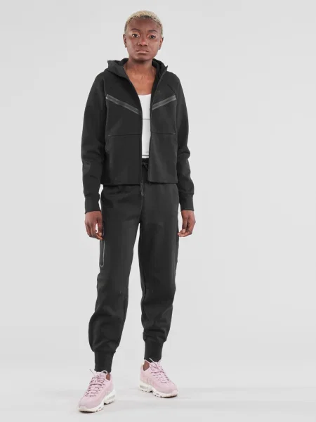 Tepláková súprava Nike čierna