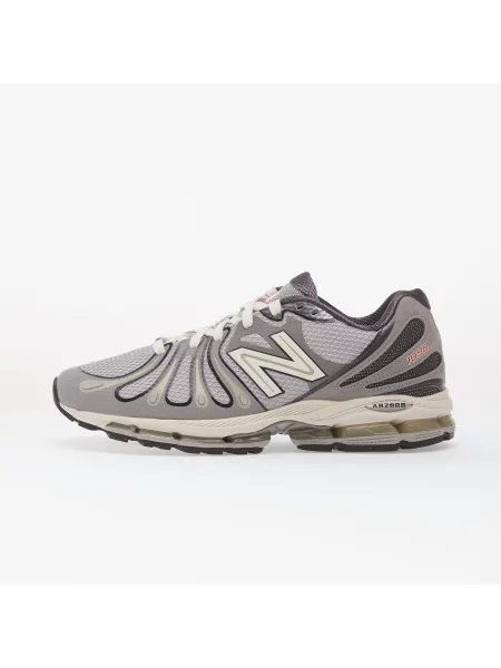 Sneakers New Balance Grey EUR 45 gri