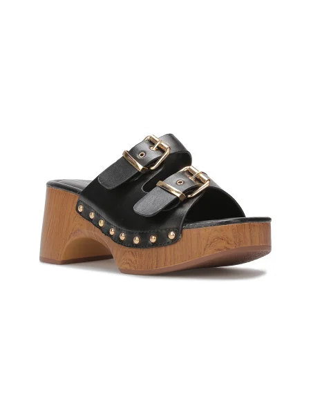 Šľapky La Modeuse čierna