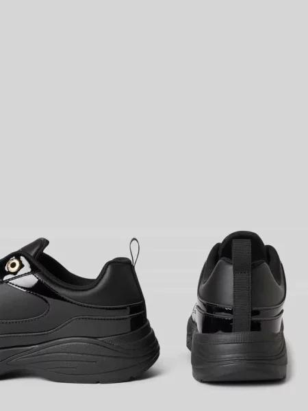 Sneakersy typu chunky z nadrukiem z logo czarne