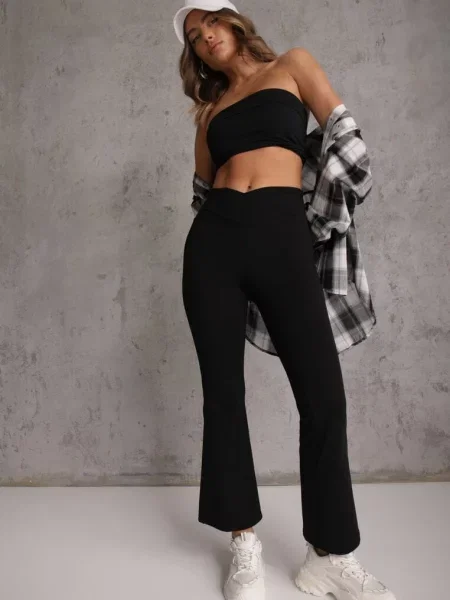 Kopertowe Legginsy Flare High Waist Azinore czarne