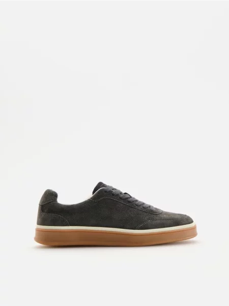 Reserved Pantofi sport din piele întoarsă negru-antracit negru