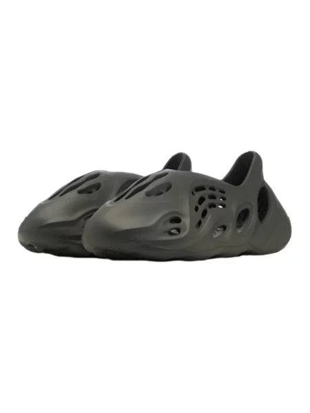 Sneakersy Yeezy szare
