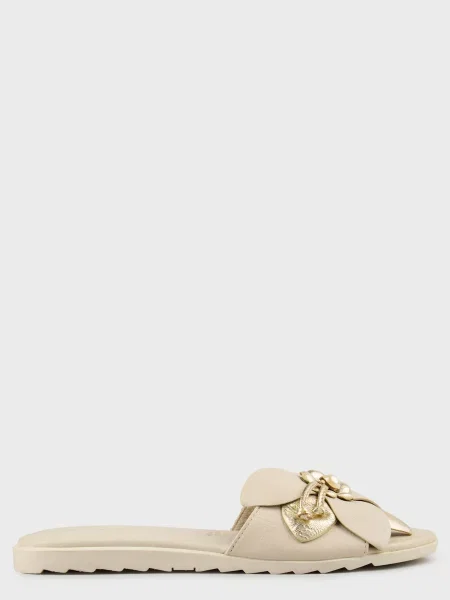 Шлепанцы Tamaris белые