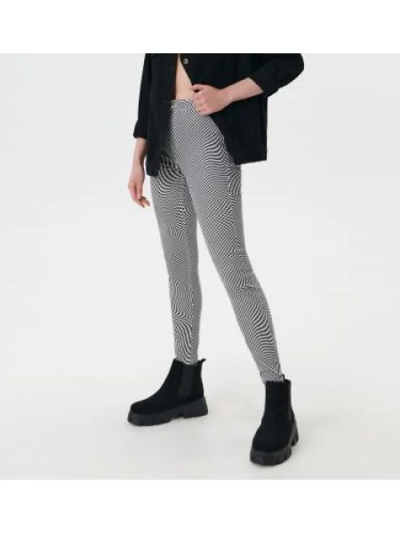 Kalhoty s vysokým pasem Sinsay s vysokým pasem černé