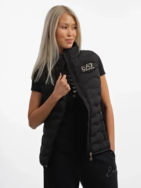 Жилет з утеплювачем чорний